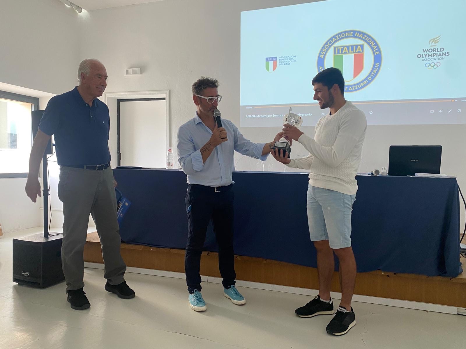 SPORT E VITA: UNA BELLISSIMA ESPERIENZA AL LAZZARETTO DI CAGLIARI CON L’ANAOAI E GABRIELE CATTA!